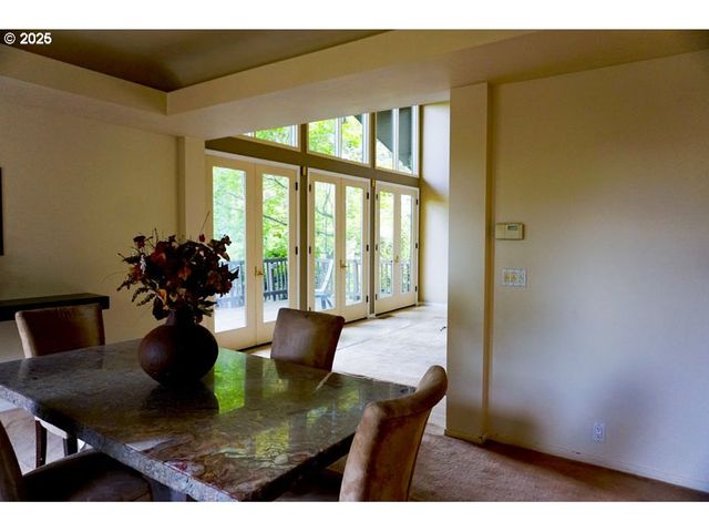 20959 S SPRINGWATER Rd, Estacada, OR 97023