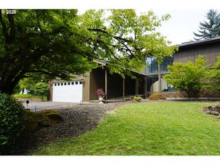 20959 S SPRINGWATER Rd, Estacada, OR 97023