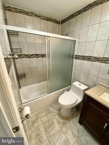 8852 CORK COUNTY CT, Springfield, VA 22152