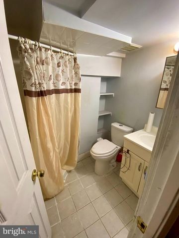 8852 CORK COUNTY CT, Springfield, VA 22152