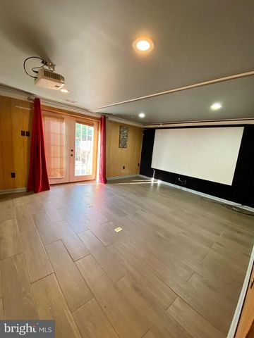 8852 CORK COUNTY CT, Springfield, VA 22152