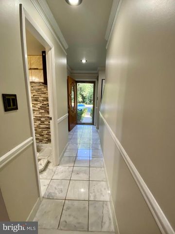 8852 CORK COUNTY CT, Springfield, VA 22152