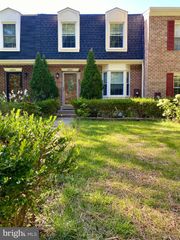 8852 CORK COUNTY CT, Springfield, VA 22152