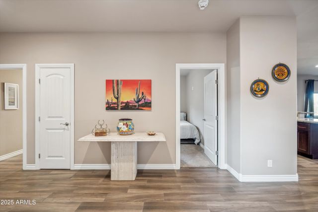 6145 E Cave Creek Road 203, Cave Creek, AZ 85331