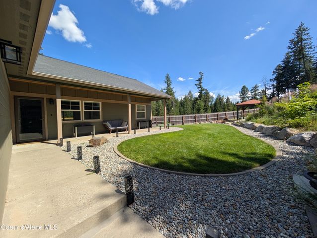 18192 W Spuler LN, Hauser, ID 83854