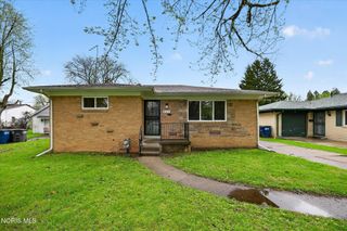 826 Ranch Drive, Toledo, OH 43607
