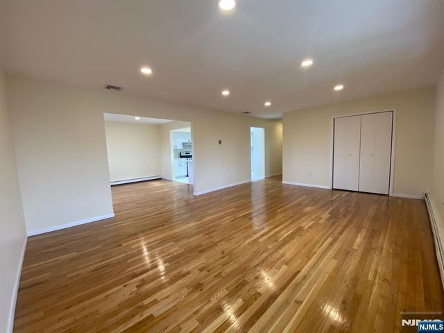 2442 1st Street 2 Fl, Fort Lee, NJ 07024