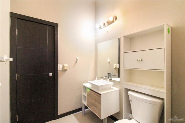 800 New Orleans Circle, Pharr, TX 78577