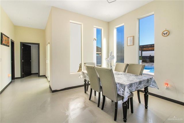 800 New Orleans Circle, Pharr, TX 78577