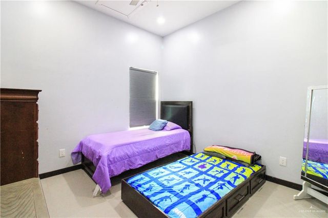 800 New Orleans Circle, Pharr, TX 78577