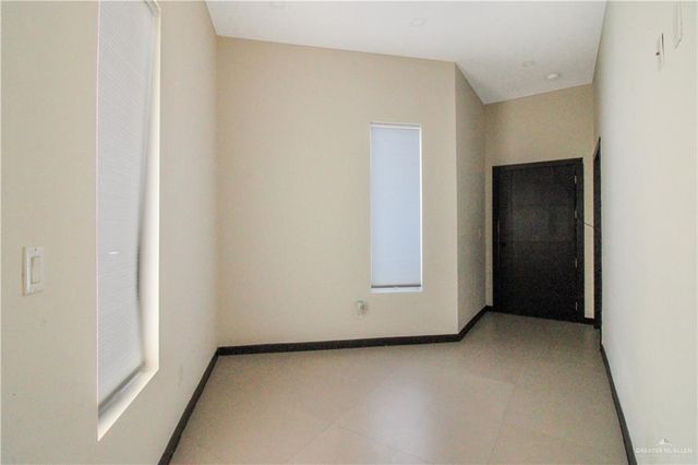 800 New Orleans Circle, Pharr, TX 78577