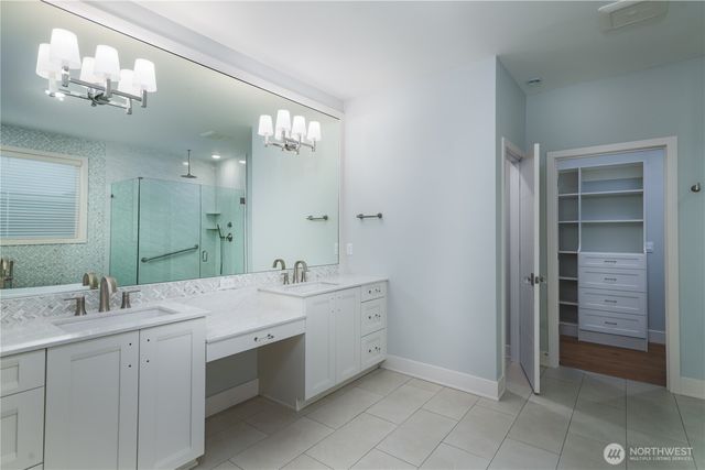 2215 Skyline Way, Anacortes, WA 88221