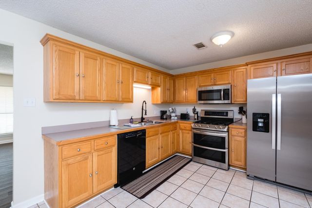 9 Hummingbird Drive, Vilonia, AR 72173
