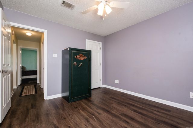 9 Hummingbird Drive, Vilonia, AR 72173