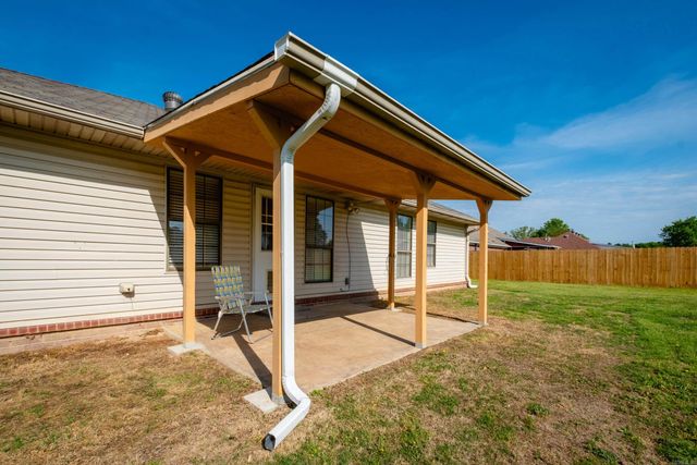 9 Hummingbird Drive, Vilonia, AR 72173