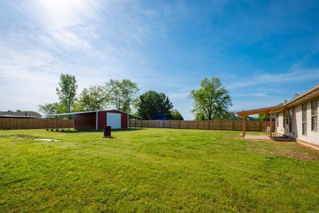 9 Hummingbird Drive, Vilonia, AR 72173