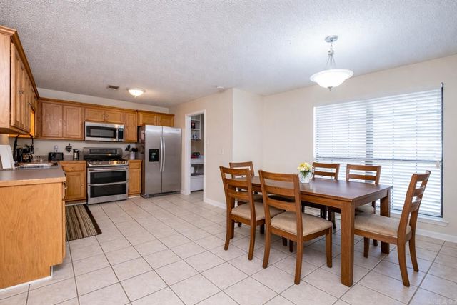 9 Hummingbird Drive, Vilonia, AR 72173