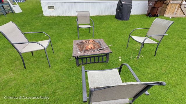 7045 Shamley Avenue NE, Belmont, MI 49306