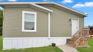 7045 Shamley Avenue NE, Belmont, MI 49306