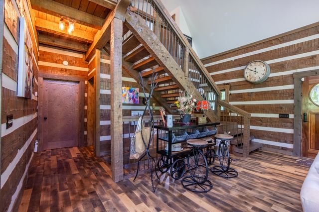 102 Highwater Rd, Waverly, TN 37185