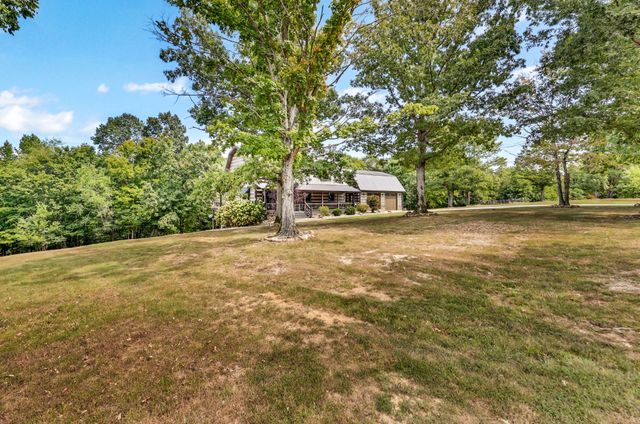 102 Highwater Rd, Waverly, TN 37185