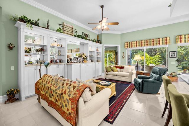 8801 SE Eldorado Way, Hobe Sound, FL 33455