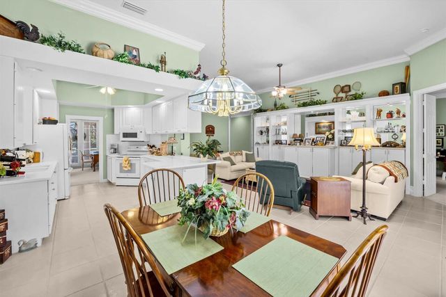 8801 SE Eldorado Way, Hobe Sound, FL 33455