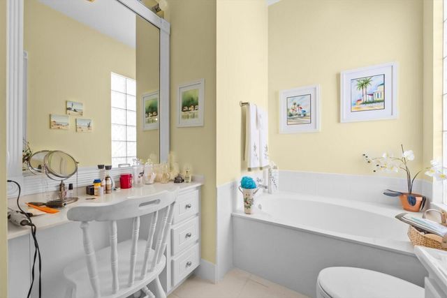 8801 SE Eldorado Way, Hobe Sound, FL 33455