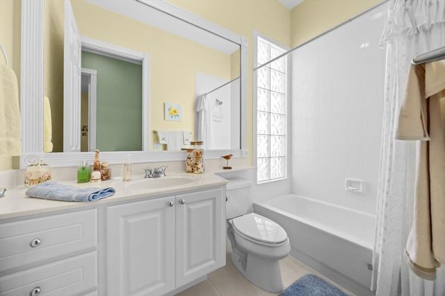 8801 SE Eldorado Way, Hobe Sound, FL 33455