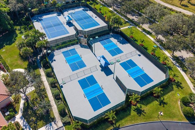 8801 SE Eldorado Way, Hobe Sound, FL 33455