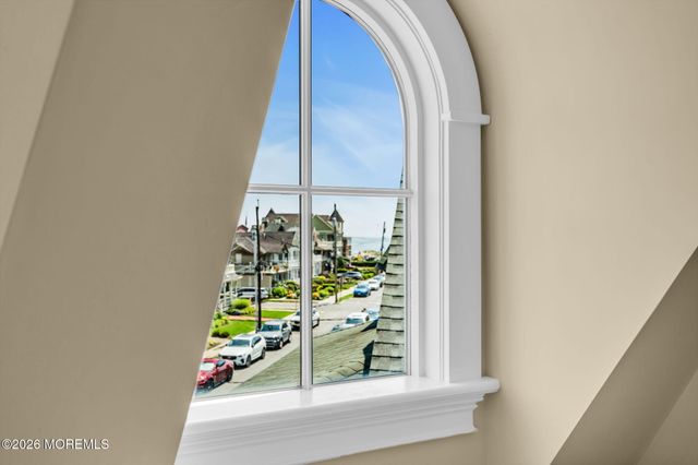 32 Heck Avenue, Ocean Grove, NJ 07756
