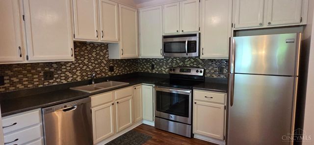 5149 Carriage Hill, Green Twp, OH 45248