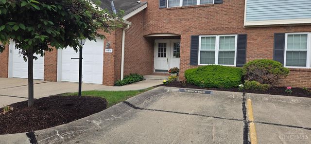 5149 Carriage Hill, Green Twp, OH 45248