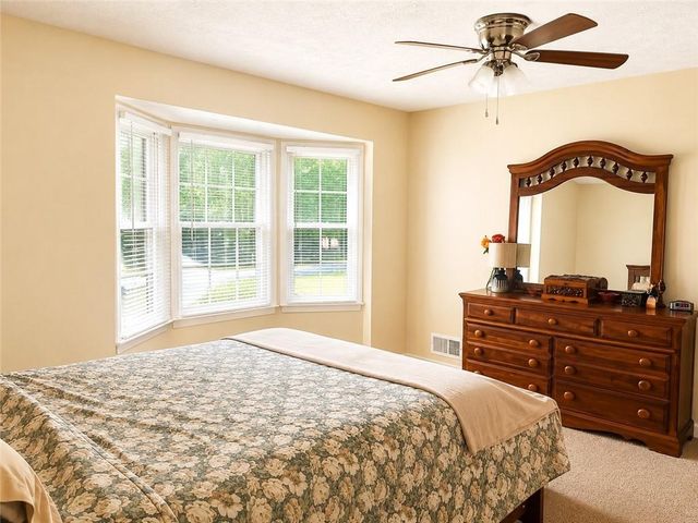 205 Meadowbrook Drive, Mcdonough, GA 30253