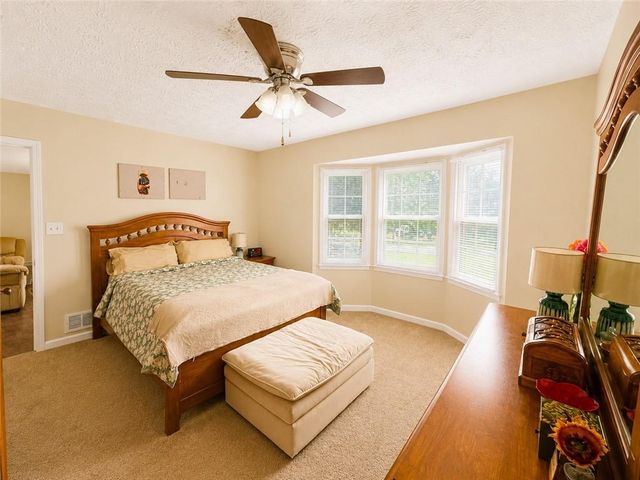 205 Meadowbrook Drive, Mcdonough, GA 30253