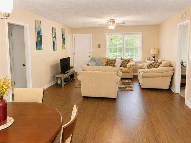 205 Meadowbrook Drive, Mcdonough, GA 30253