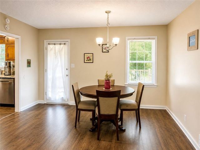 205 Meadowbrook Drive, Mcdonough, GA 30253