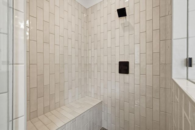 216 Village Way, Argyle, TX 76226