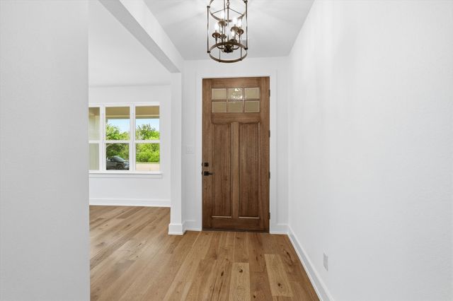 216 Village Way, Argyle, TX 76226