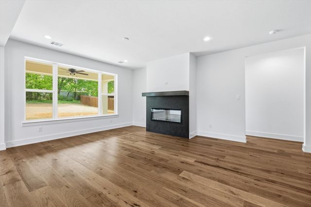 216 Village Way, Argyle, TX 76226