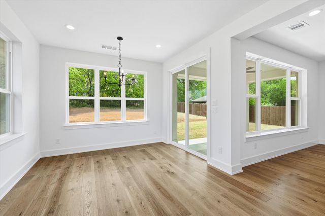 216 Village Way, Argyle, TX 76226