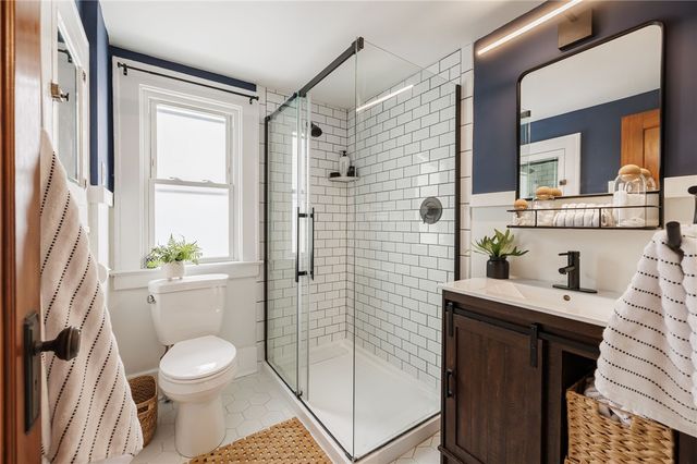 272 Laurelton Road, Irondequoit, NY 14609