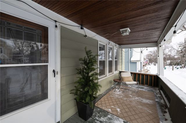 272 Laurelton Road, Irondequoit, NY 14609