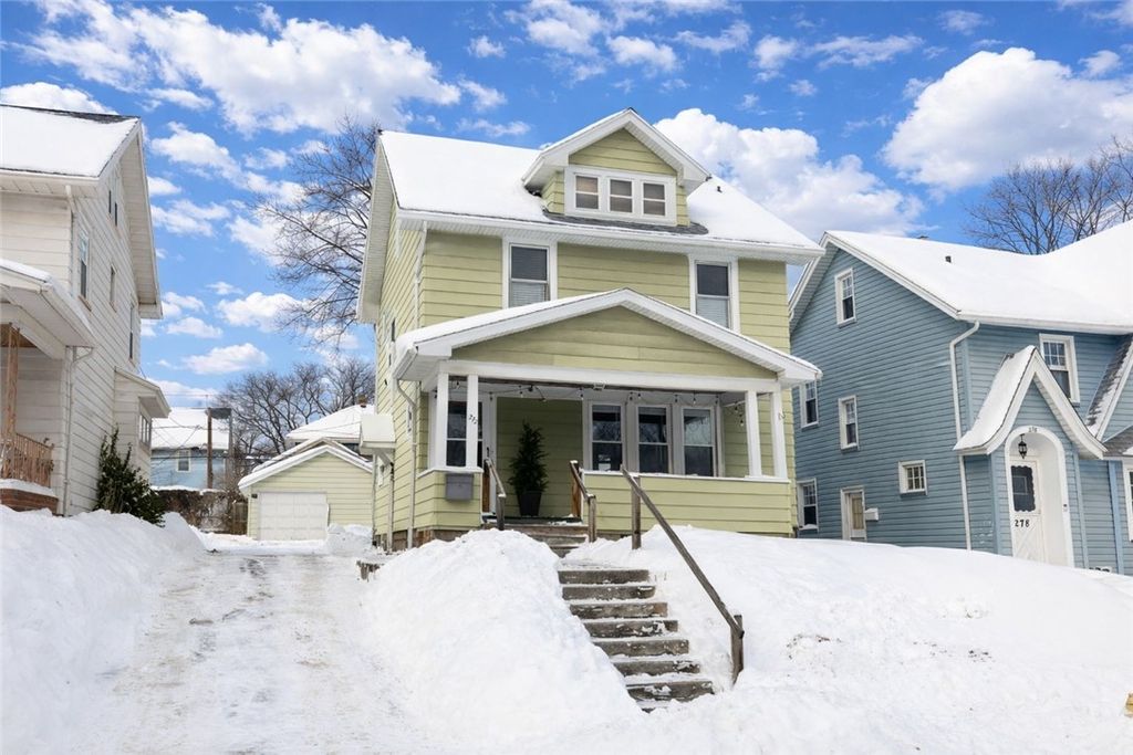 272 Laurelton Road, Irondequoit, NY 14609