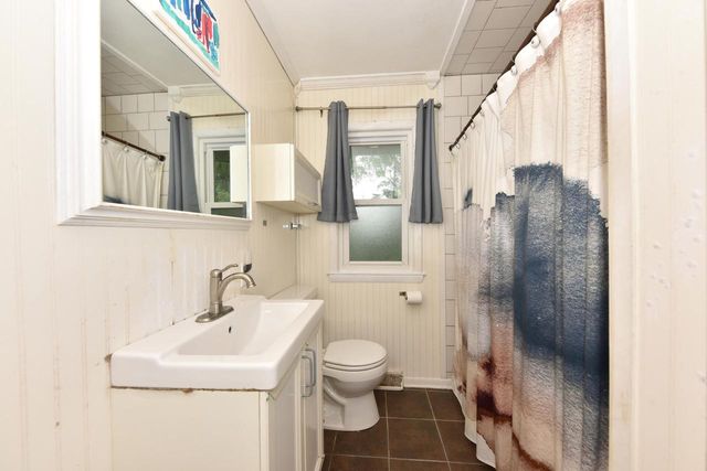 W170N9340 Woodlawn DRIVE, Menomonee Falls, WI 53051