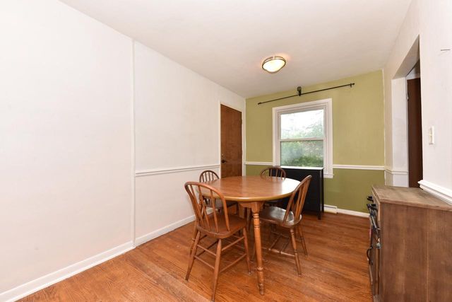 W170N9340 Woodlawn DRIVE, Menomonee Falls, WI 53051