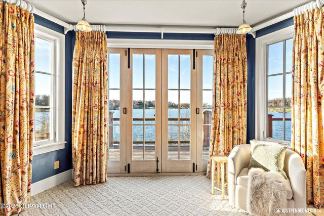 3806 North Point Circle, Anchorage, AK 99502