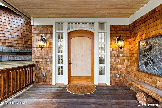 3806 North Point Circle, Anchorage, AK 99502