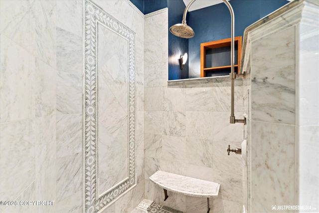 3806 North Point Circle, Anchorage, AK 99502