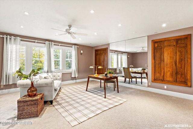 3806 North Point Circle, Anchorage, AK 99502